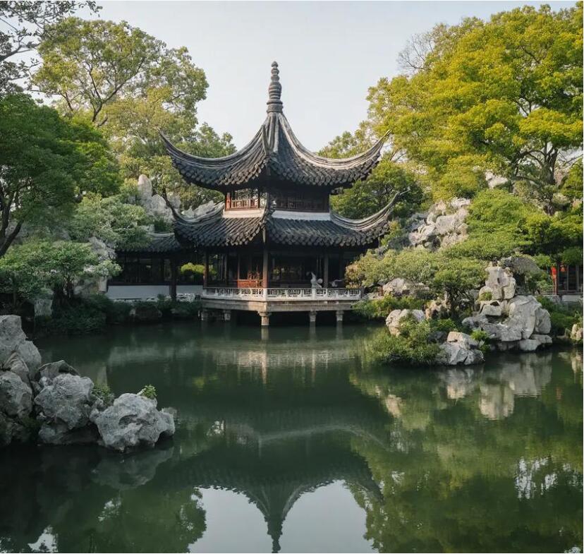 梧州蝶山初夏餐饮有限公司